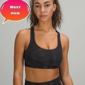 Lululemon Wonder train bra medium support Foil size 4 shapeshifter foil black